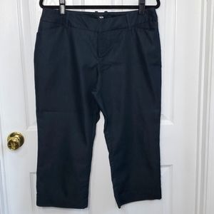 Women's dark blue size 12 Mossimo Capri pants